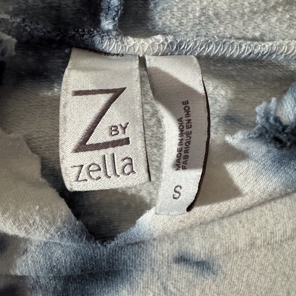 Zella Navy and White Tie-Dye Long Sleeve Top - Picture 2 of 3
